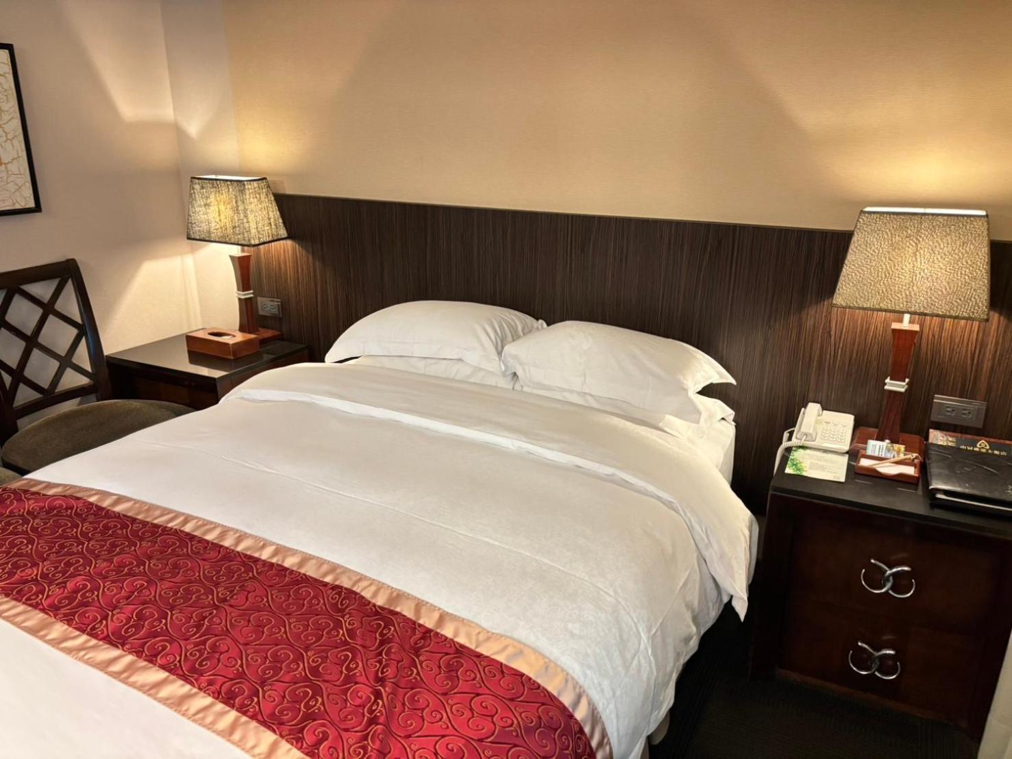 Art Spa Hotel Yilan Extérieur photo